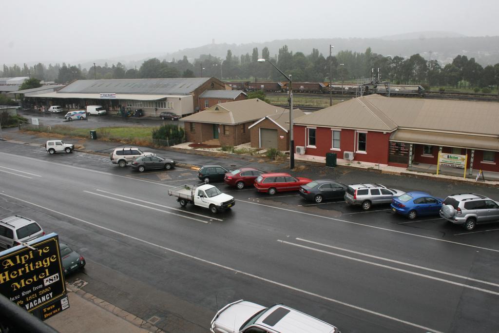 Alpine Heritage Motel Goulburn Ngoại thất bức ảnh