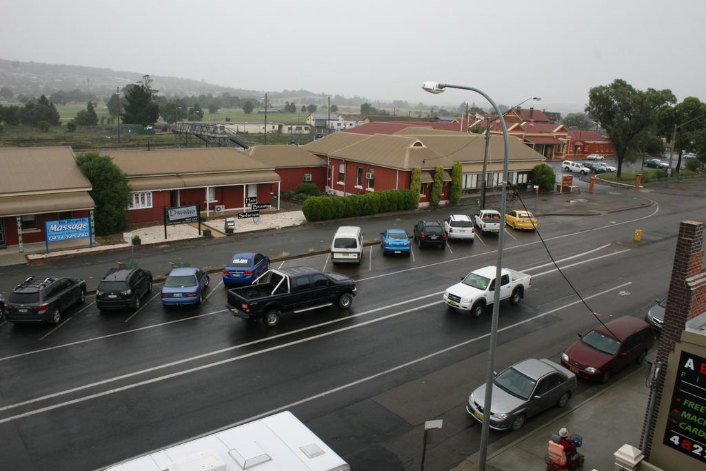 Alpine Heritage Motel Goulburn Ngoại thất bức ảnh