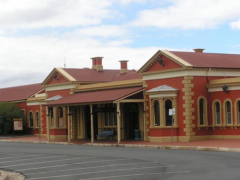 Alpine Heritage Motel Goulburn Ngoại thất bức ảnh
