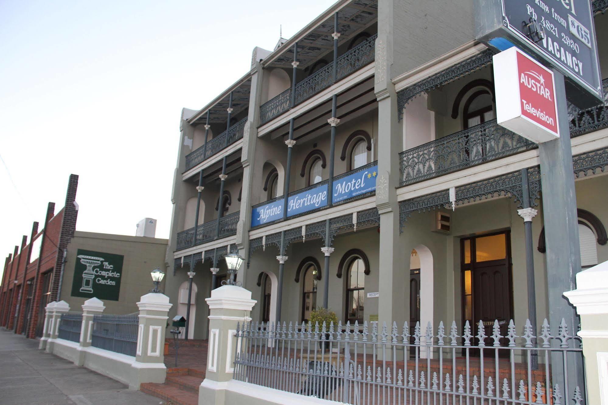 Alpine Heritage Motel Goulburn Ngoại thất bức ảnh